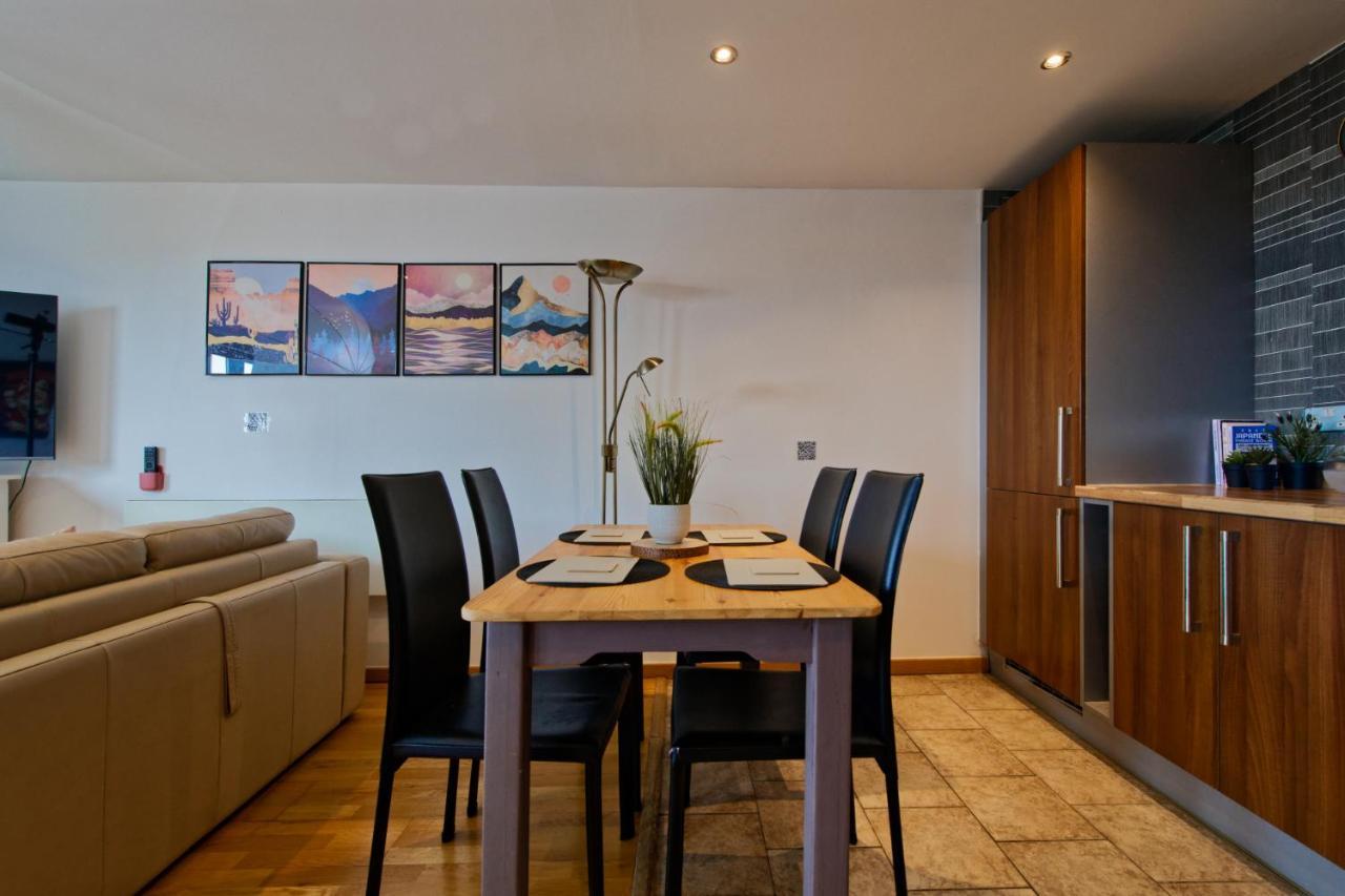 Sidemersey Livings- Convenient 1-bedroom Flat With A View, * Liverpool