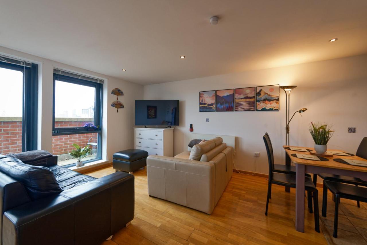 Sidemersey Livings- Convenient 1-bedroom Flat With A View, * Liverpool