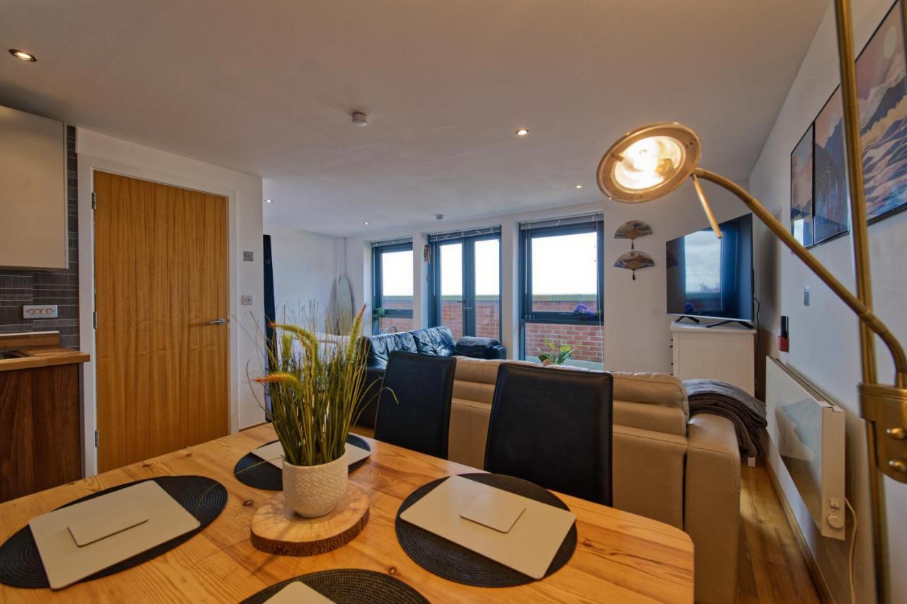 Apartment Sidemersey Livings- Convenient 1-bedroom Flat With A View, Liverpool