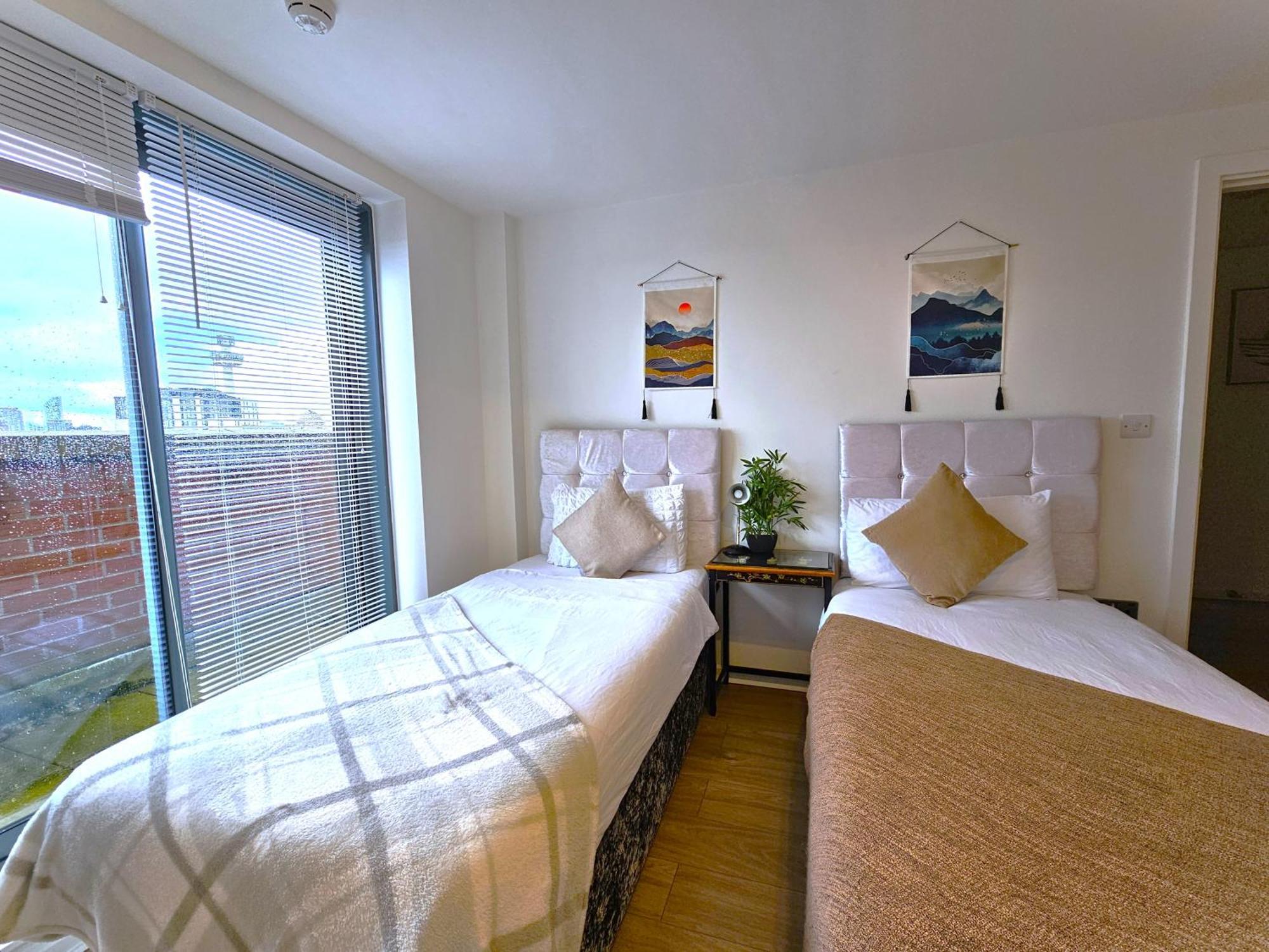 Sidemersey Livings- Convenient 1-bedroom Flat With A View, Apartment *